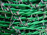 barbed-wire-pvc1